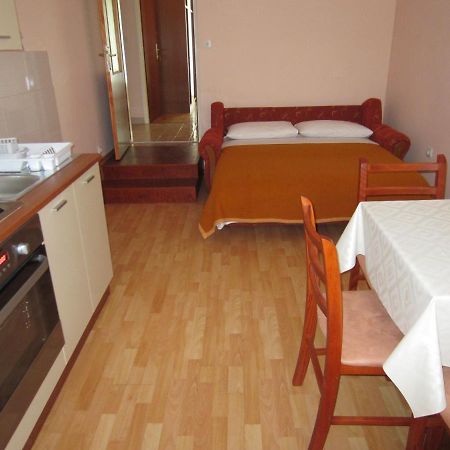 Ivic Apartments Vodice Croatia Exterior photo