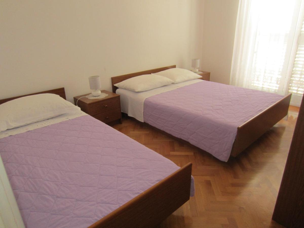 Ivic Apartments Vodice Croatia Exterior photo